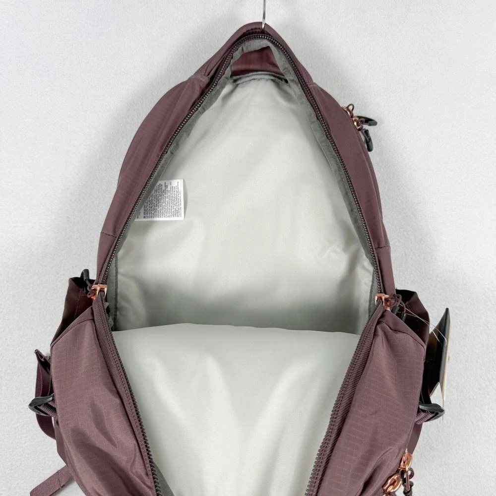 The North Face Recon Luxe 30L Backpack Womens Tawny Quartz/Rose Gold NEW